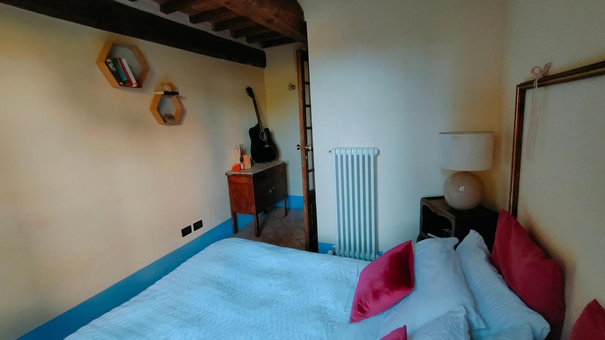Cosy Country Room Garden Sovicille Pokoj fotografie